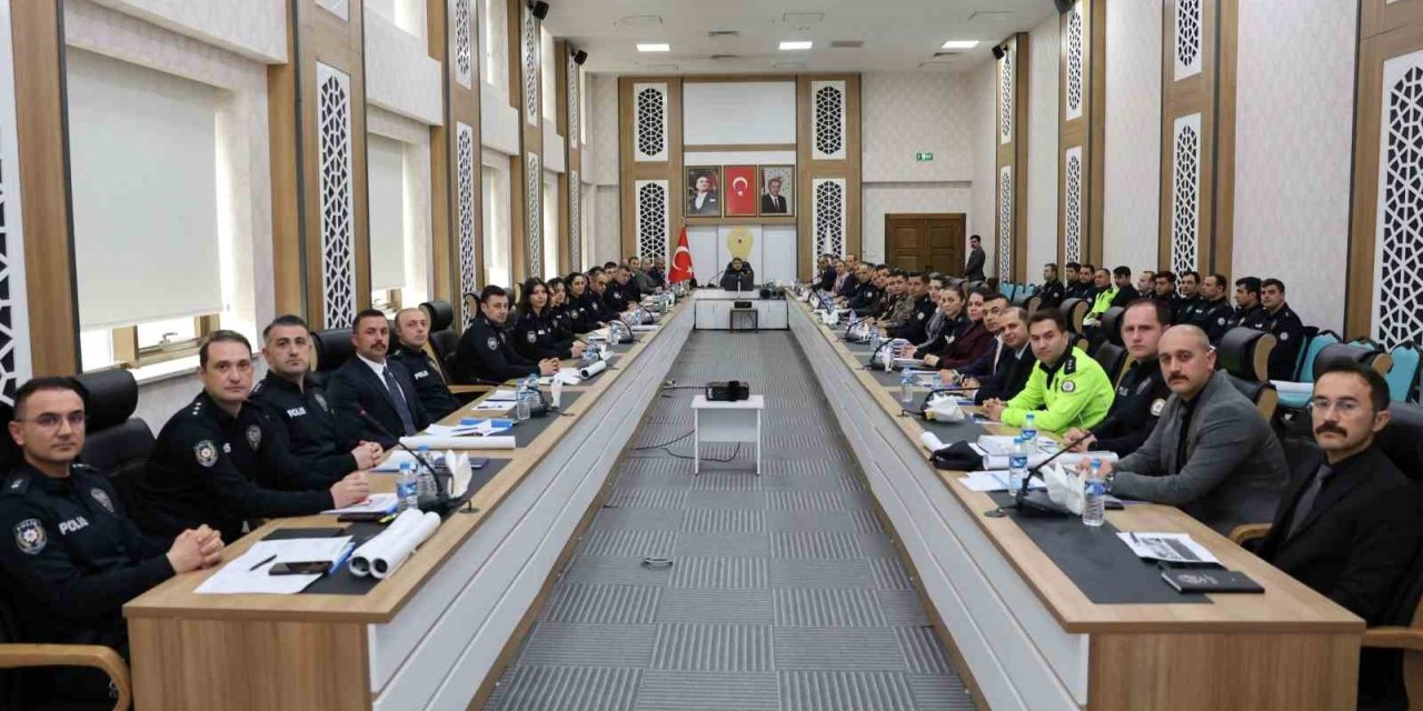 Erzurum Emniyeti’nde "İlk Çeyrek" değerlendirmesi