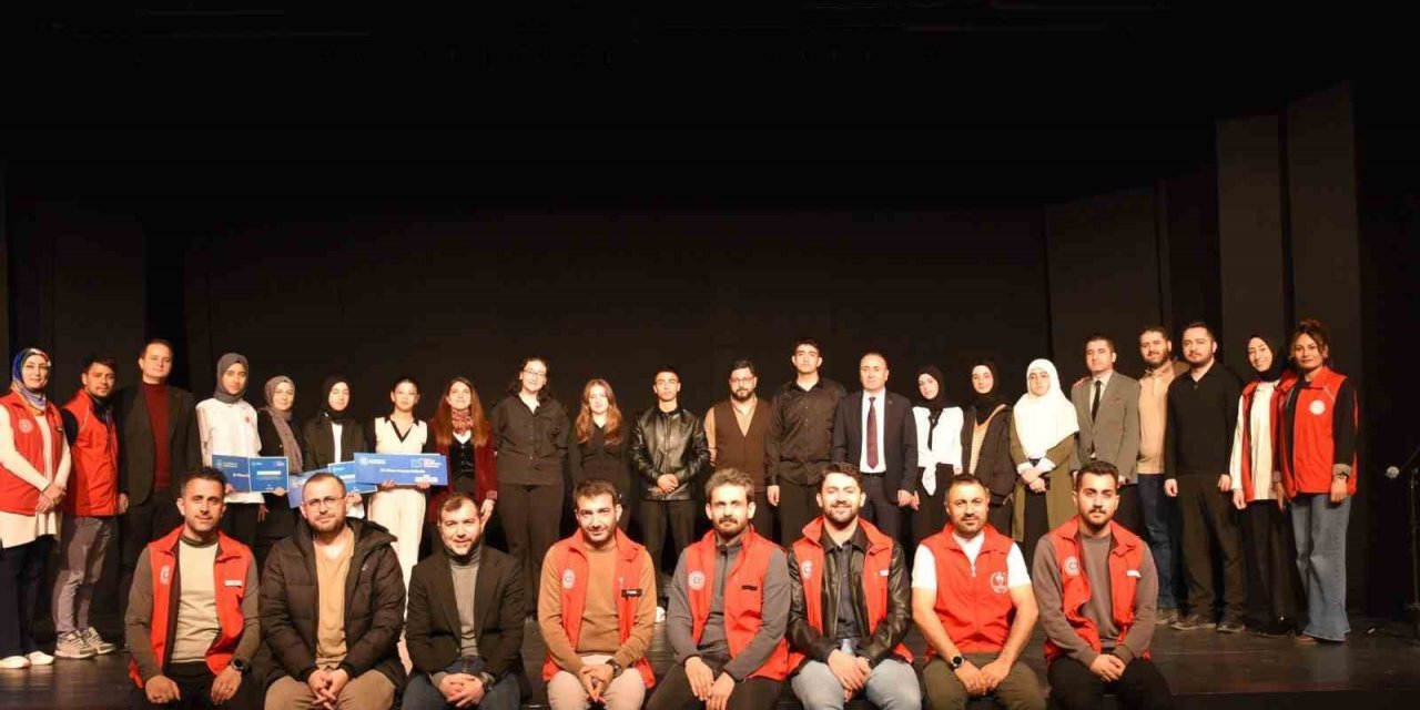 Erzurum’da genç şairler yarıştı