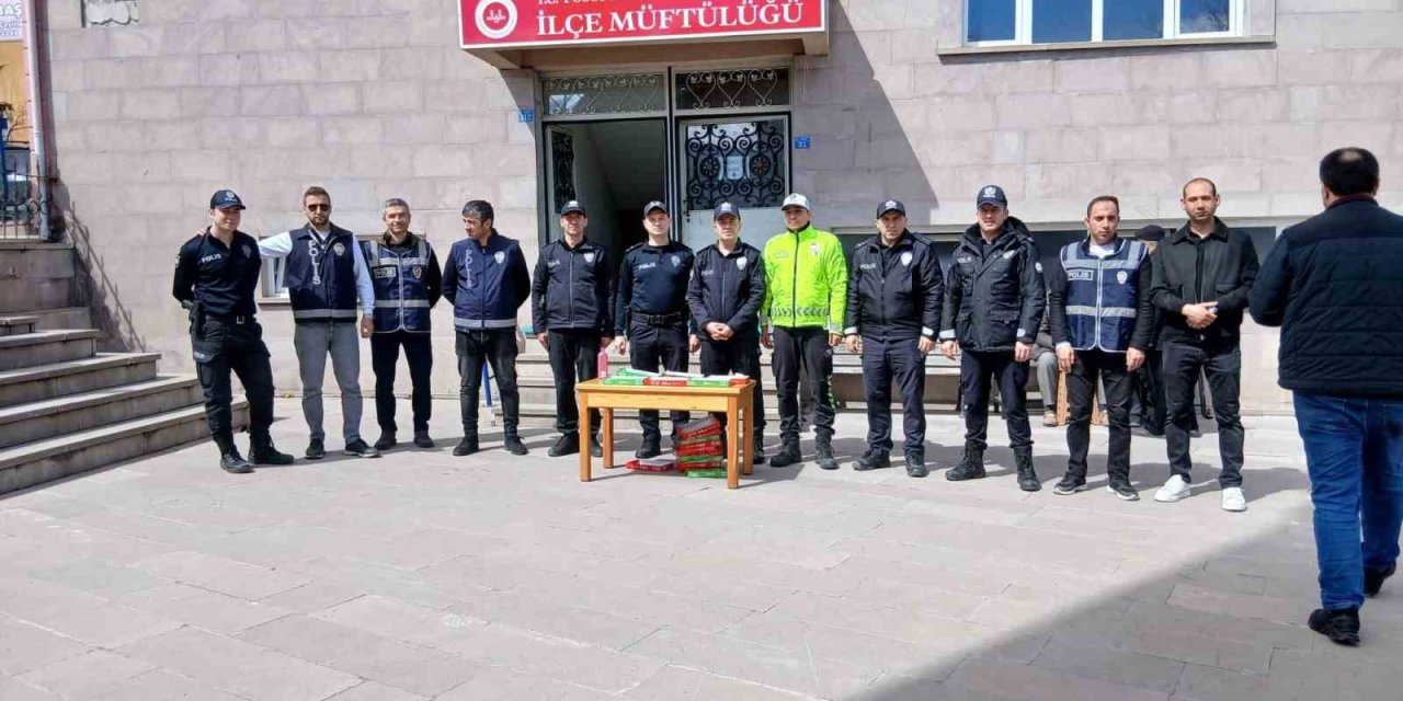 Posof’ta polis haftası etkinliği