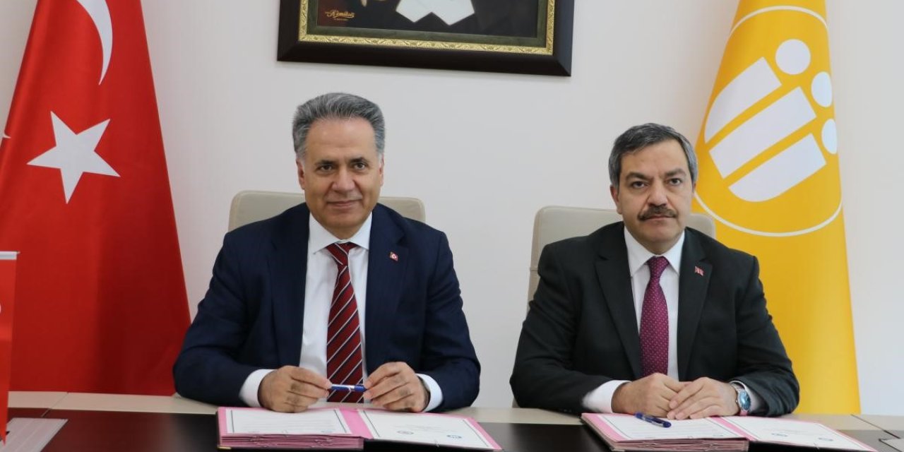 Malatya’da iki üniversite arasında iş birliği protokolü