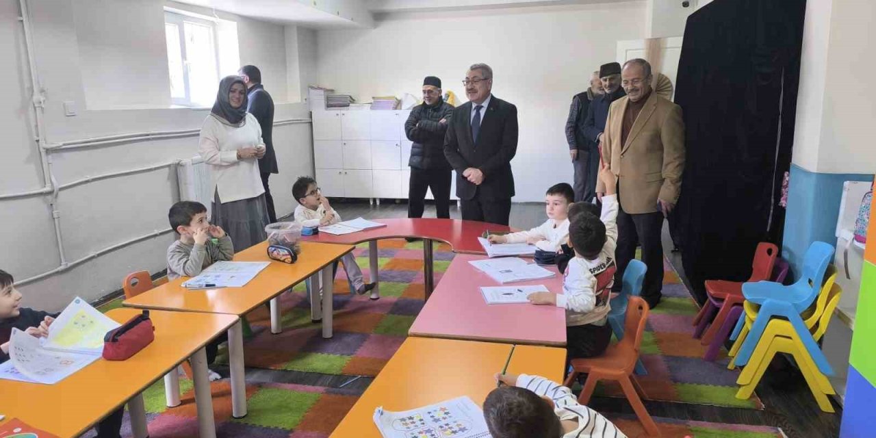 Müftü Çapçı minik yüreklere buluştu