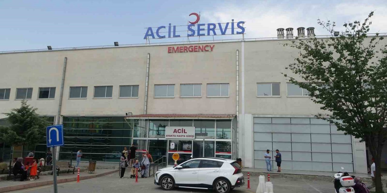 Malatya’da iki otomobil çarpıştı: 3 yaralı