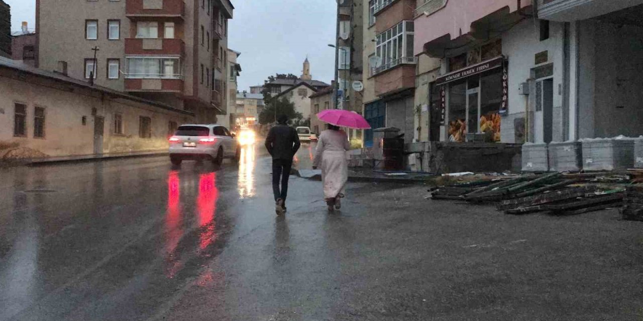 Meteoroloji’den yağış, sis ve çığ uyarısı