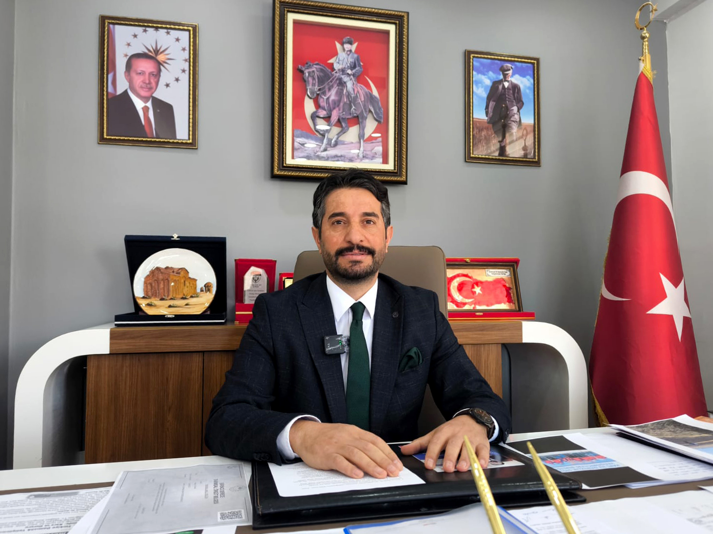 Başkan Eren Alp basın toplantısı düzenledi