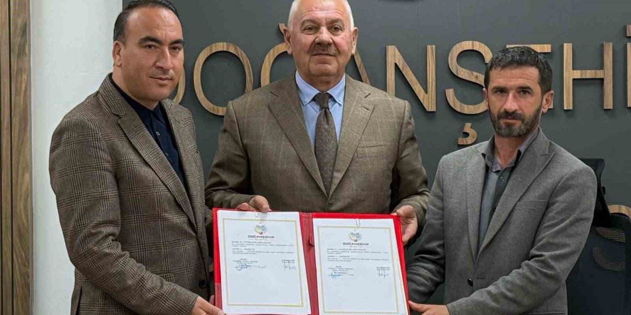 Doğanşehir’de taziye evi için imzalar atıldı