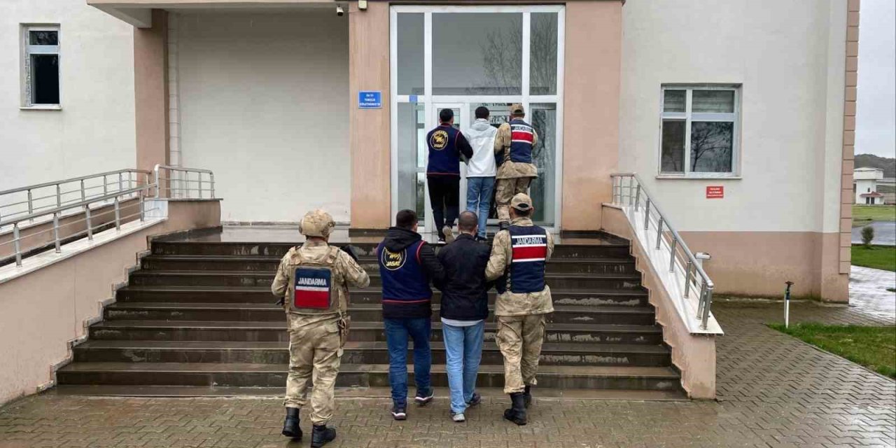 Bingöl’de 16 şüpheli ve 4 hükümlü yakalandı