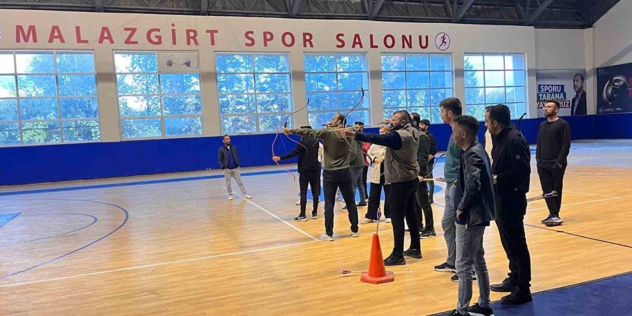 Malazgirt’te spor şenlikleri başladı
