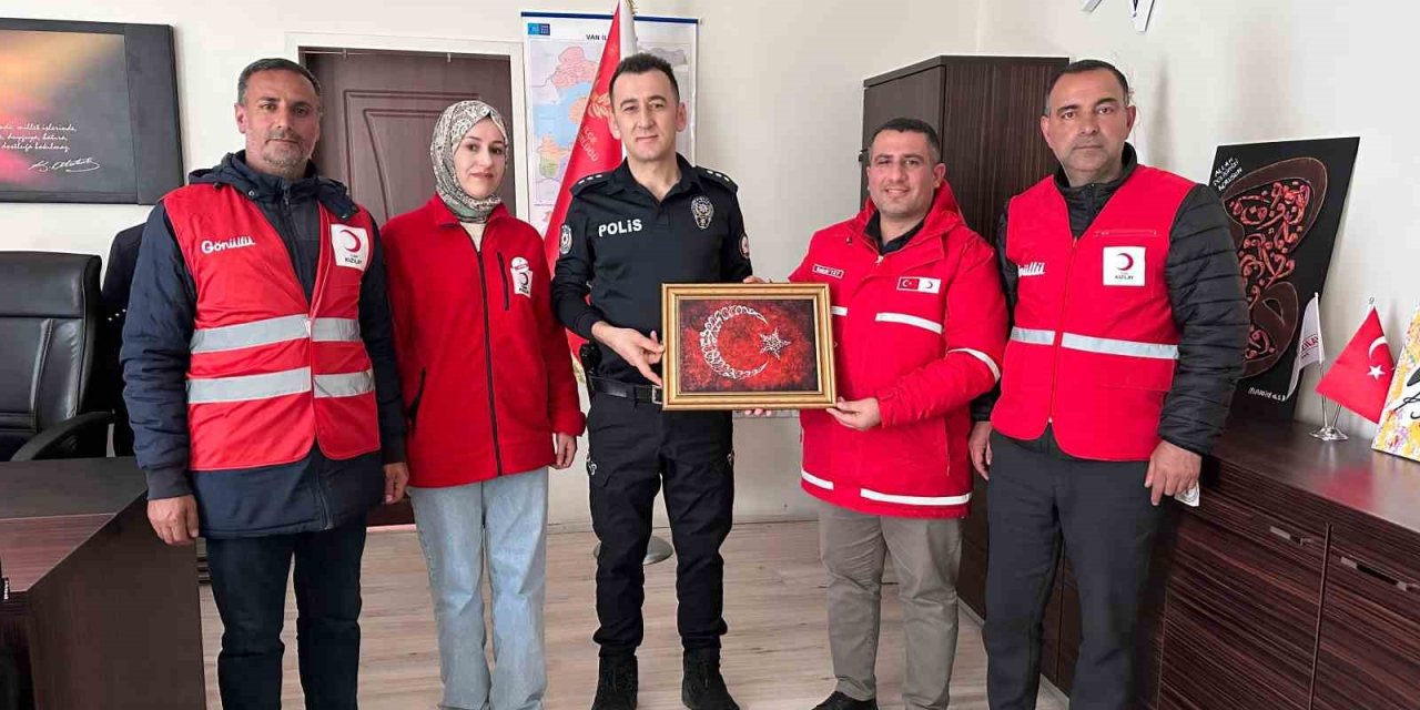 Başkan Yay’dan Muradiye Emniyet Müdürlüğüne ziyaret