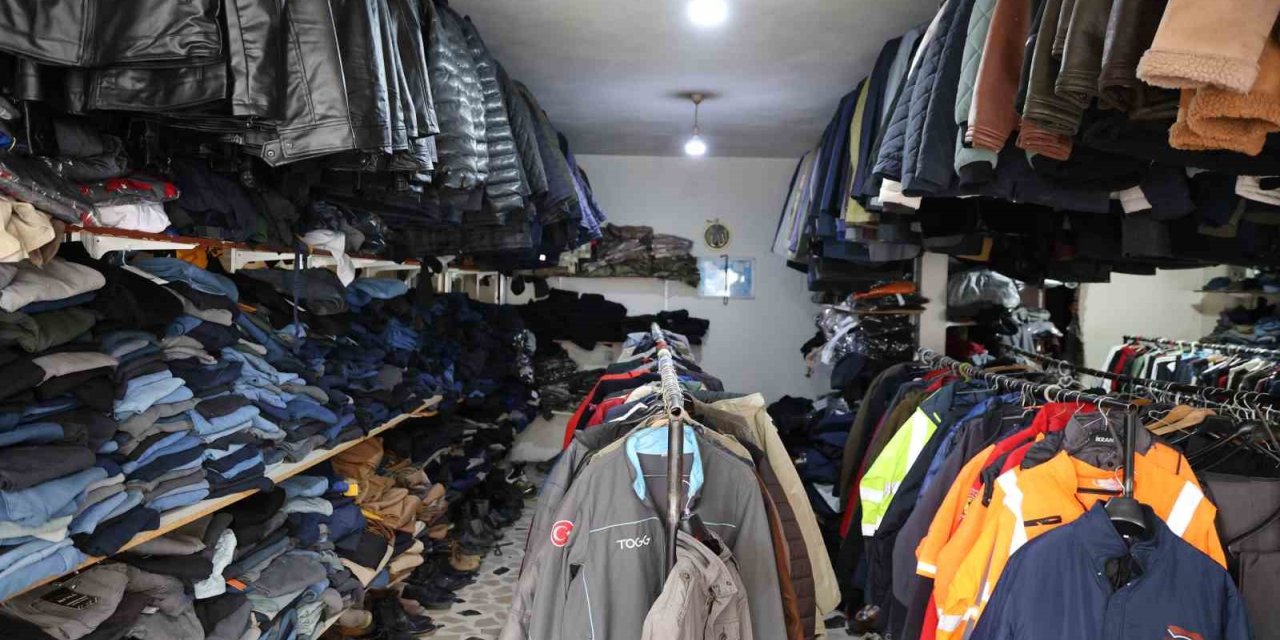 Bahçe sezonun başlamasıyla, ikinci el kıyafete talep arttı