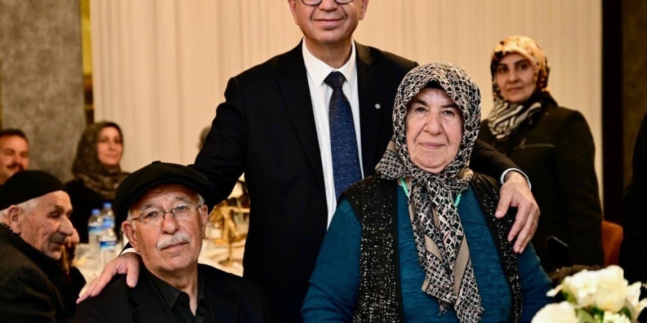 Yeşilyurt’ta ‘Bir Yastıkta Yarım Asır’ özel programında duygusal anlar yaşandı