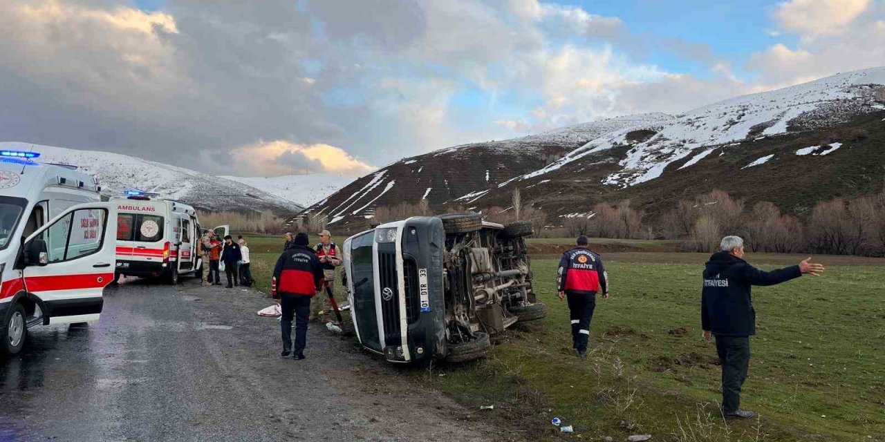 Van’da trafik kazası: 11 yaralı