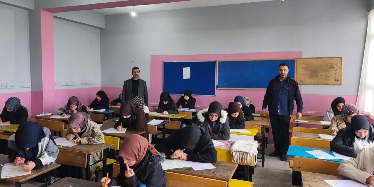 Umre için ter döktüler