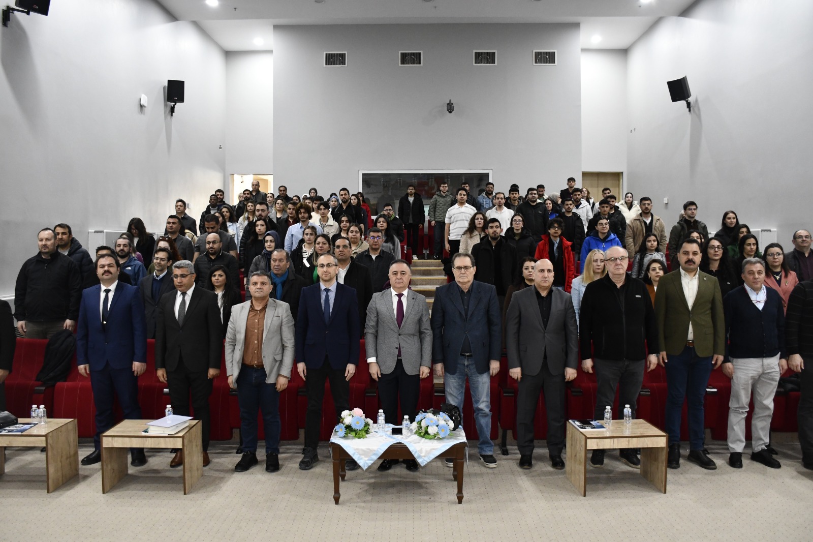 Kafkas Üniversitesi'nde erken teşhisin anahtarı biyosensörler ele alındı