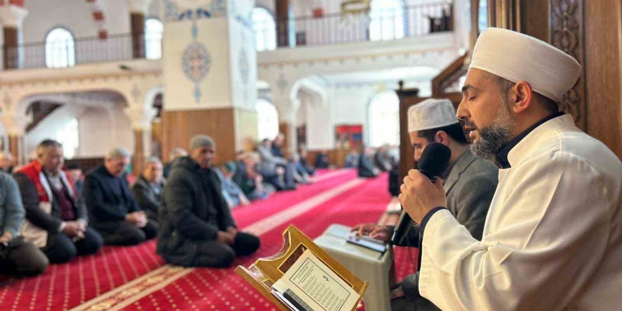 Van’da şehitler için Mevlid-i Şerif programı düzenlendi