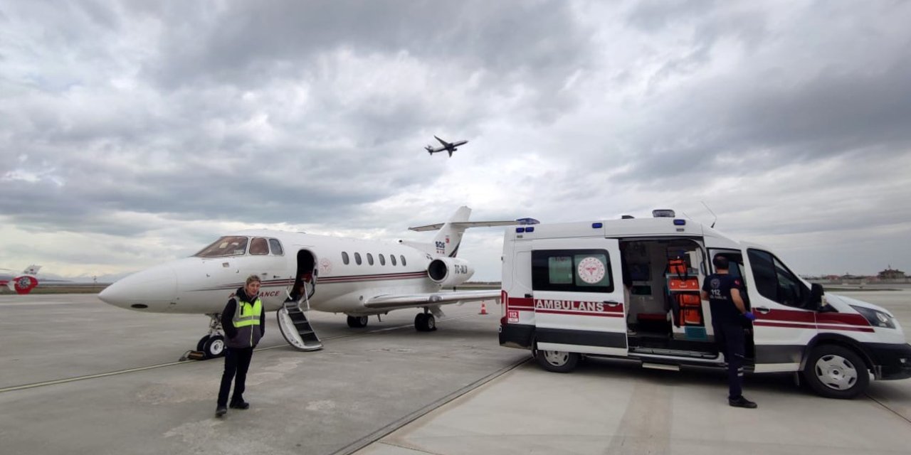 Van’da 2 günlük bebek için ambulans uçak havalandı