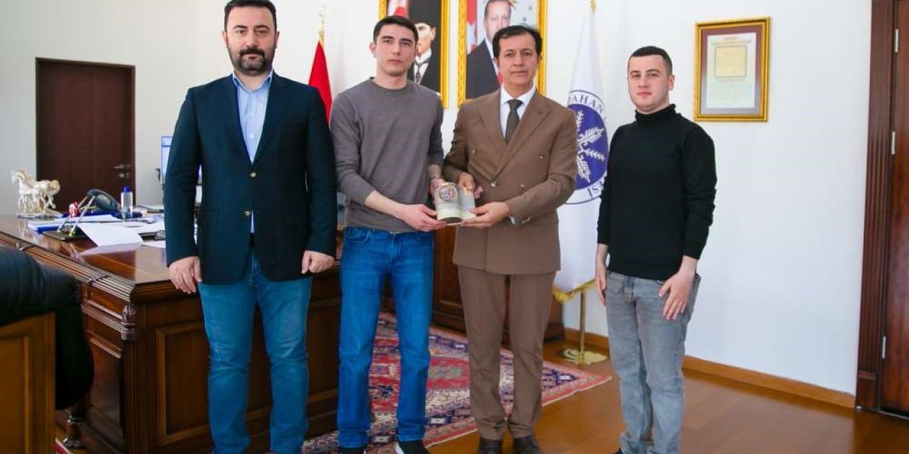 Ardahan Üniversitesi ile Bakü Slav Üniversitesi arasında eğitimde iş birliği ve staj programı