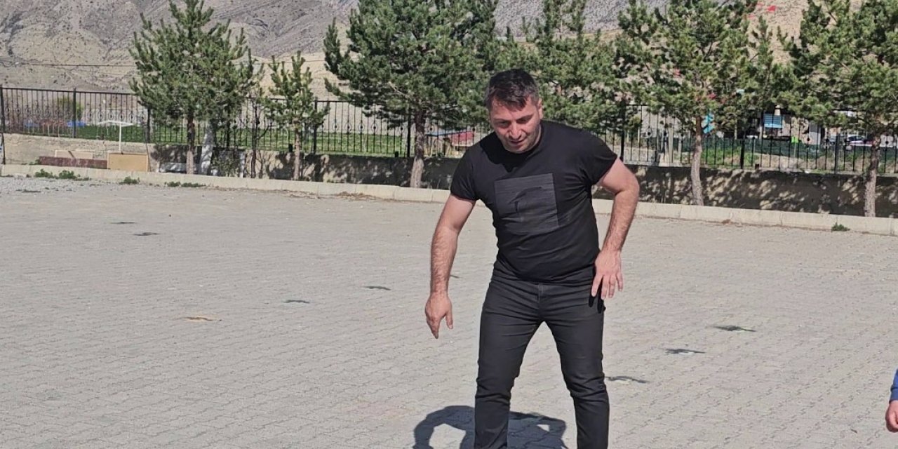 Şelale’nin "Yetenekli" müdürü: Topu iki defa potaya, kendini öğrencilerinin gönüllerine soktu