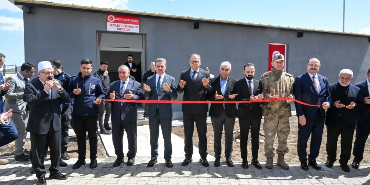 Cezaevi yerleşkesine mescit açıldı