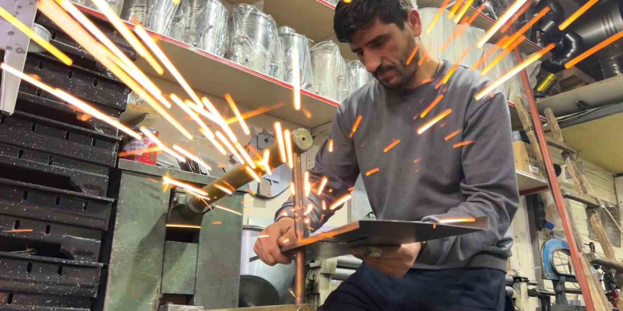 Van’da kışın uzaması semaver ve mangal sezonunu geciktirdi