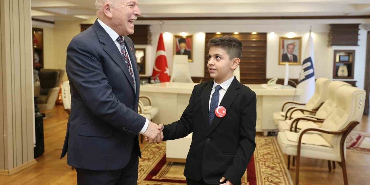 Başkan Sekmen; "Onlar gözümüzün nuru, geleceğimizin umudu"