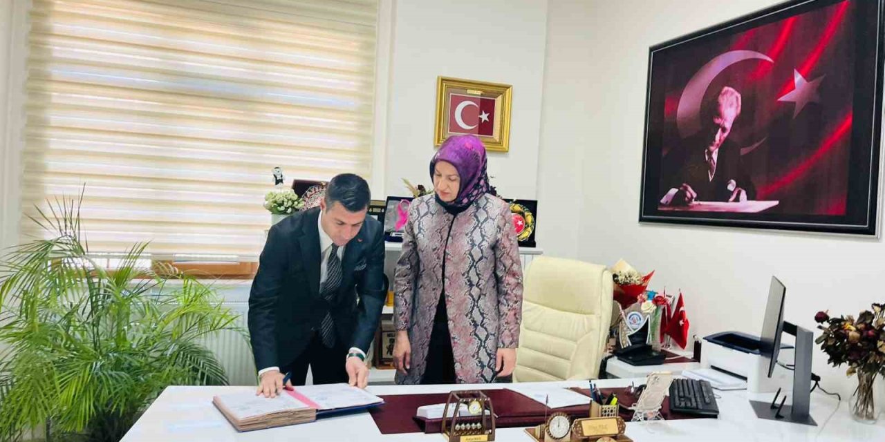 Muş’ta "Gençliğine İyi Bak 3: Ailene Sahip Ol" projesi hayata geçirildi