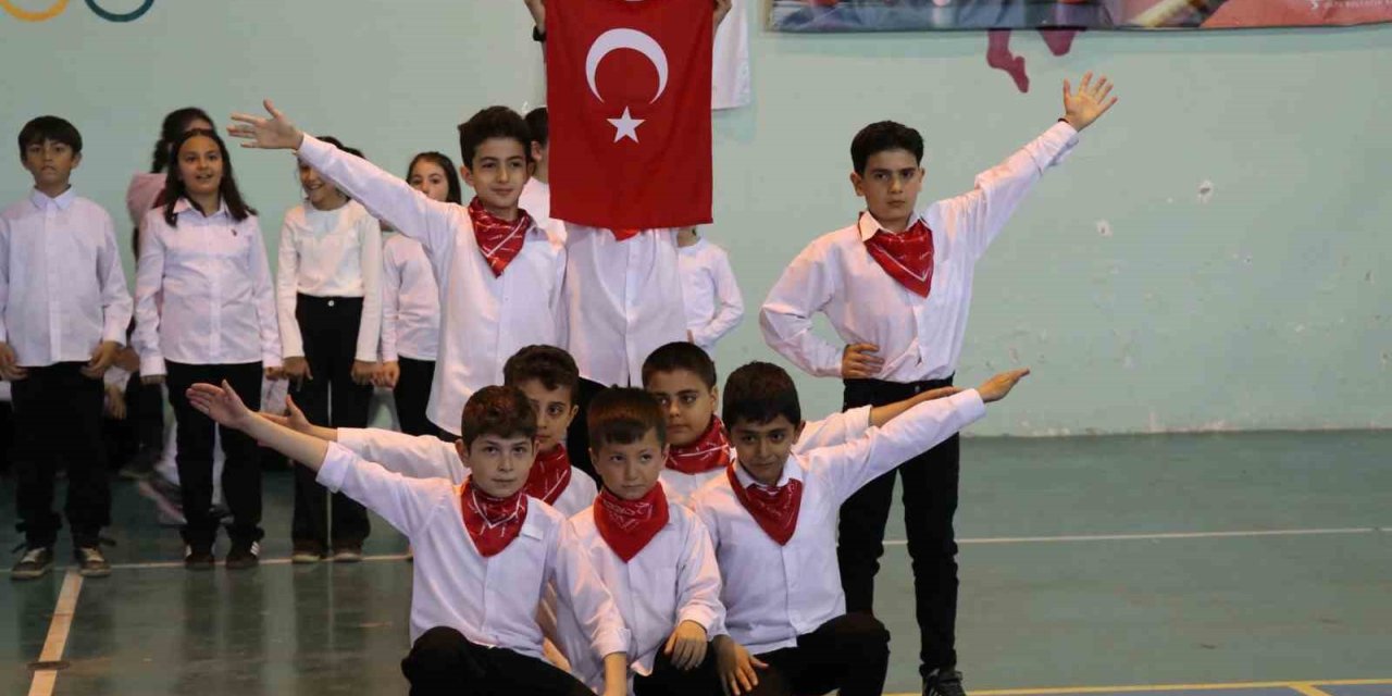 Erzurum’da 23 Nisan coşkusu