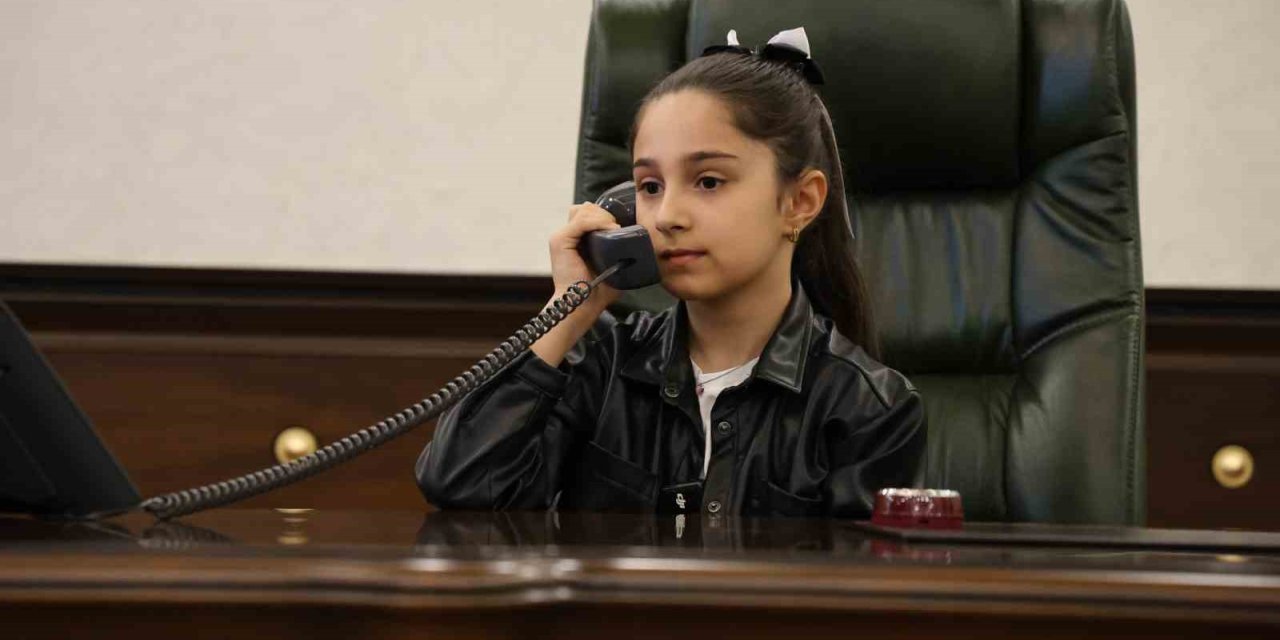 Elazığ’ da 23 Nisan kutlamaları