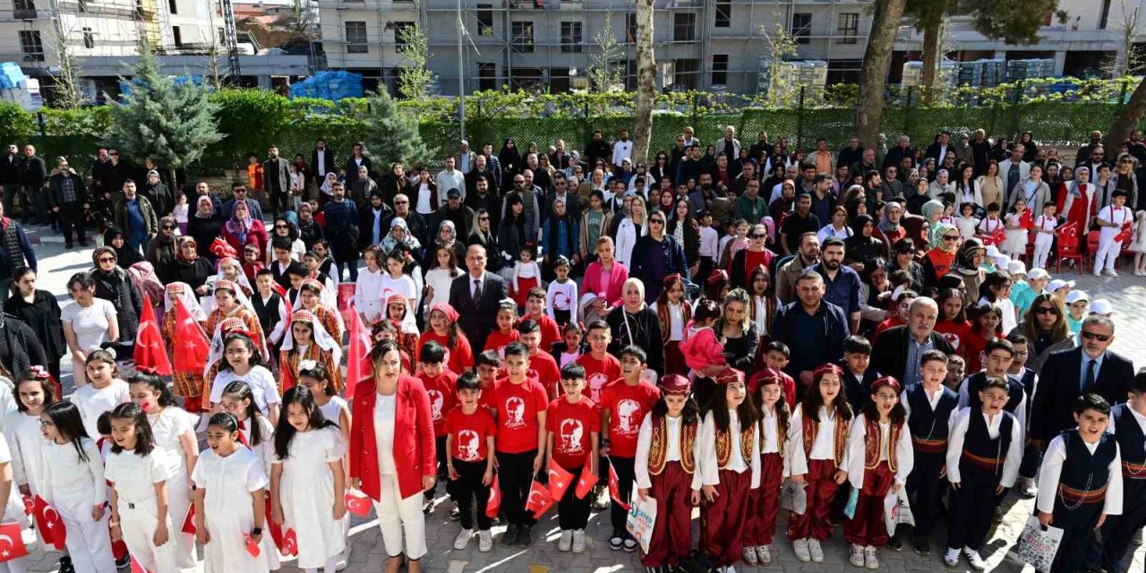 Fırat İlköğretim Okulu’nda 23 Nisan etkinliği