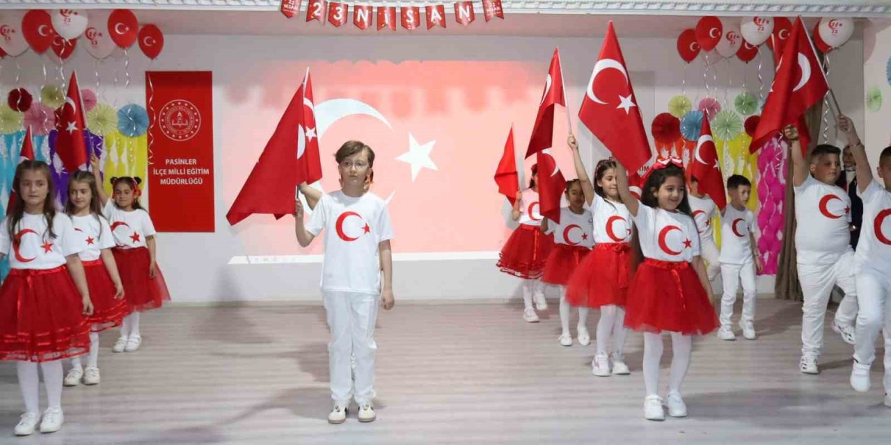 Pasinler’de 23 Nisan coşkuyla kutlandı