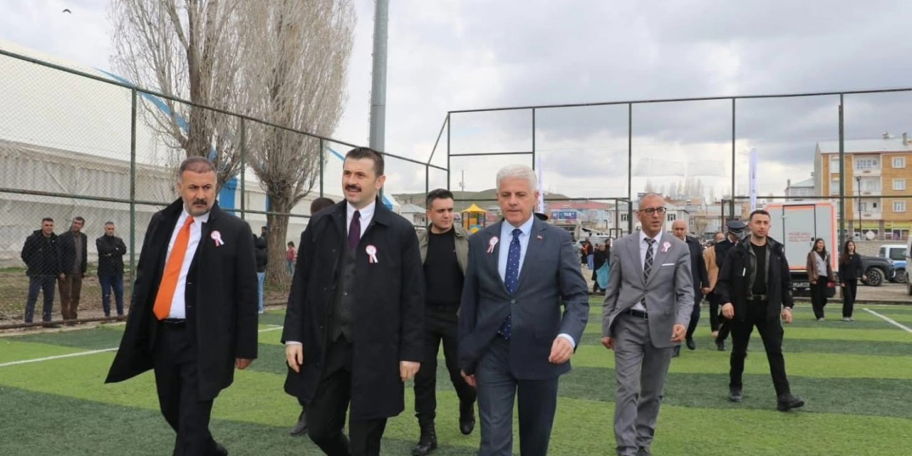 Tutak’ta 23 Nisan Çocuk bayramı coşkuyla kutlandı