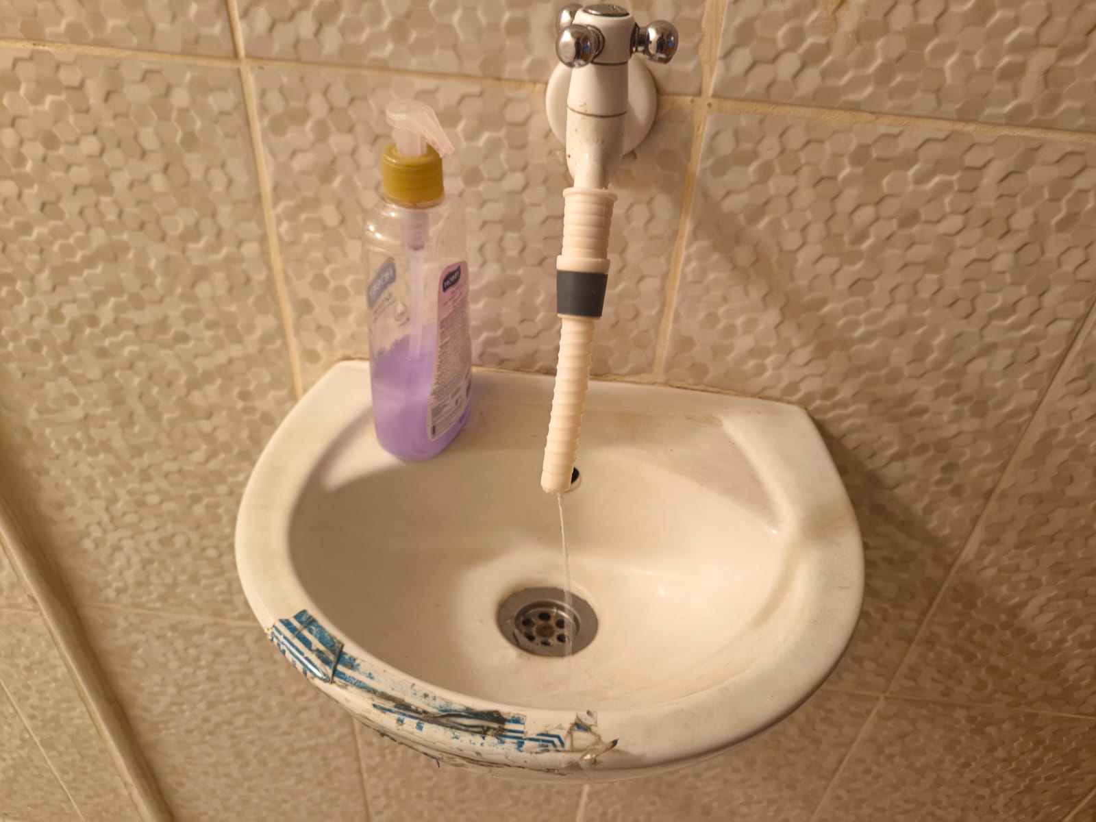 Kars'ta habersiz su kesintisi: musluklar kurudu!