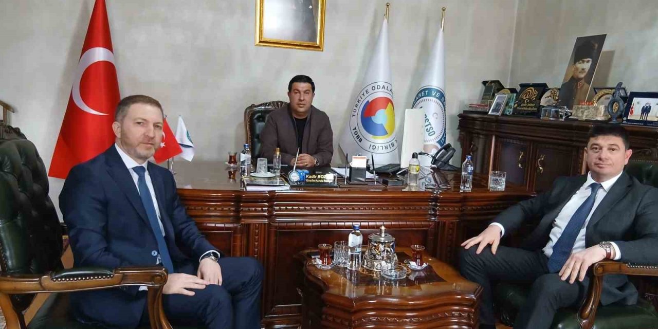 Kars’ta Türkiye-Azerbaycan ekonomik iş birliği masaya yatırıldı