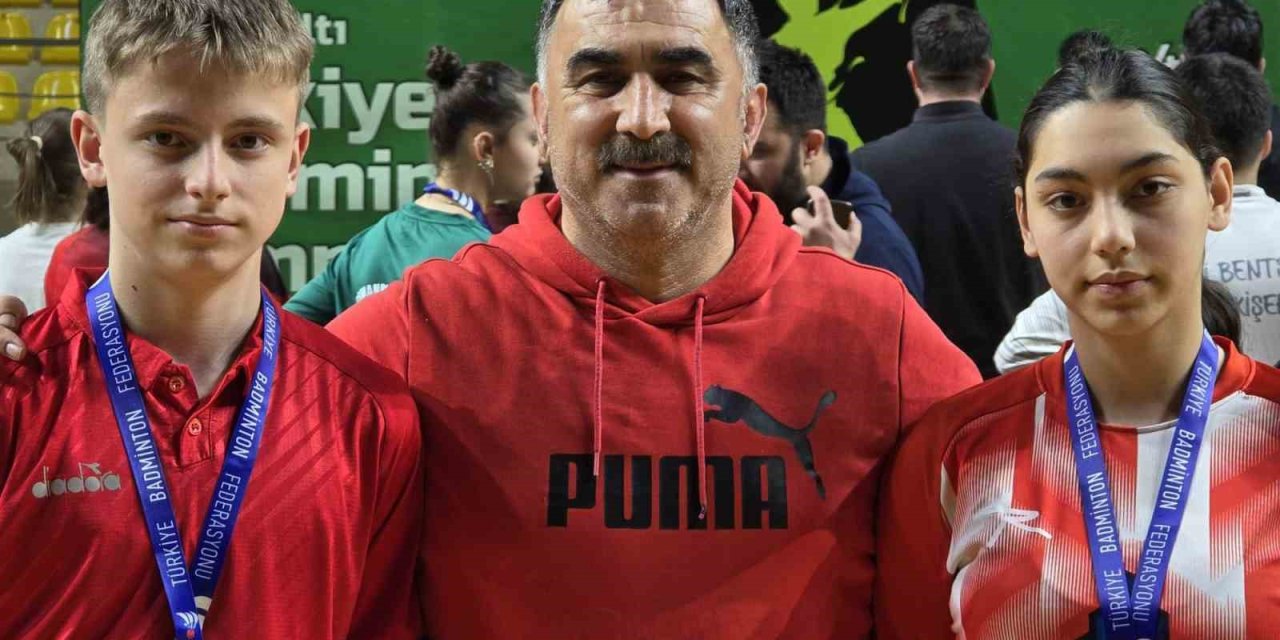 Erzincanlı badmintoncular Türkiye üçüncüsü oldu