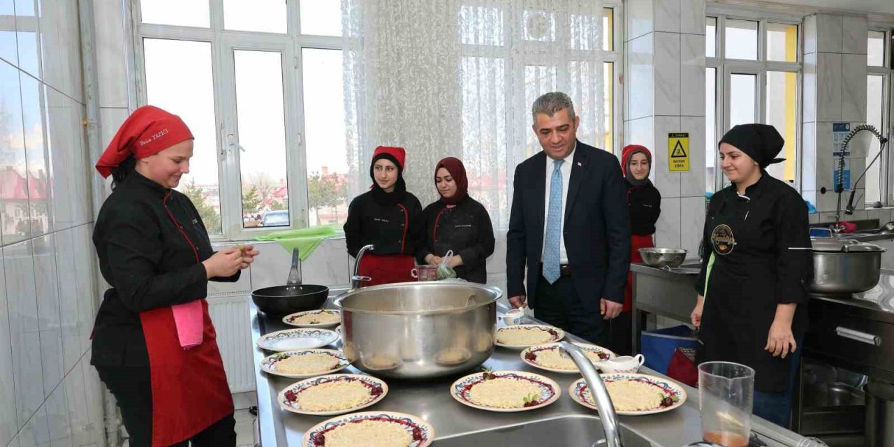 Geleceğin şeflerinden büyük başarı