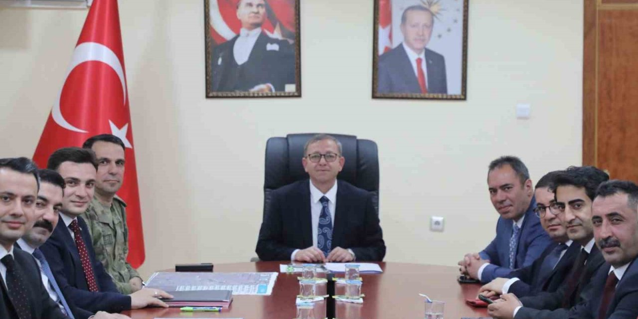 Kars’ta sığınaklar masaya yatırıldı: Koordinasyon toplantısı gerçekleştirildi