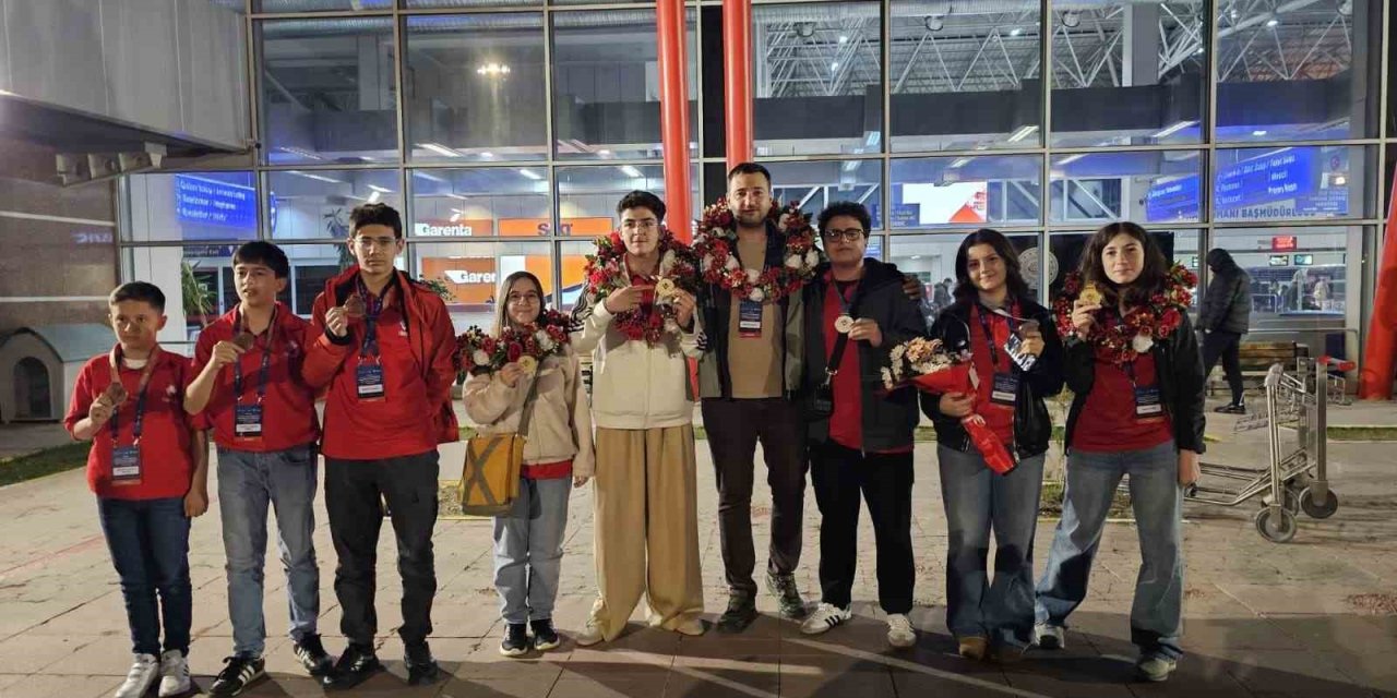 Erzurum’un gençlerinden TÜBİTAK’ta tarihi başarı