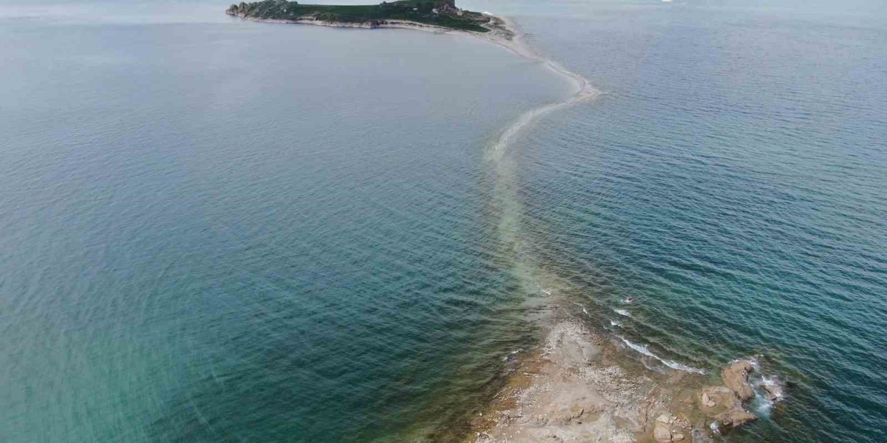 Van Gölü’nün incisi Çarpanak Adası için kritik uyarı