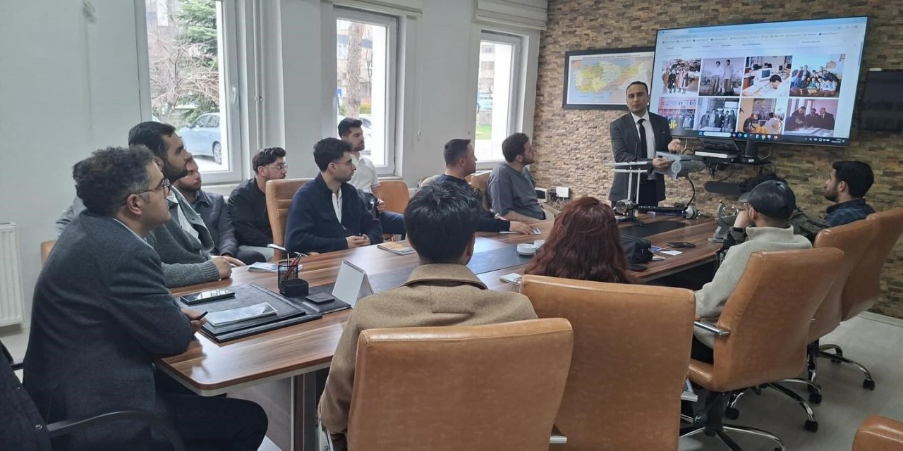 Erzurum’da genç mühendislere meteoroloji eğitimi