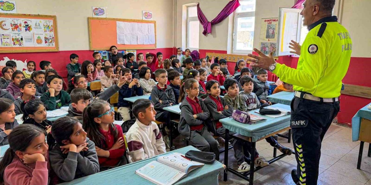 Muradiye’de Trafik Haftası etkinliği
