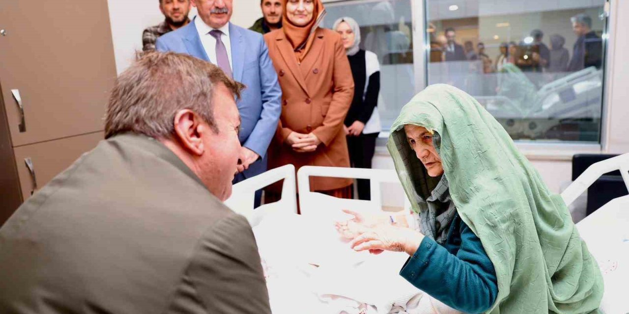 Vali Aydoğdu’dan Aksun ailesine geçmiş olsun ziyareti