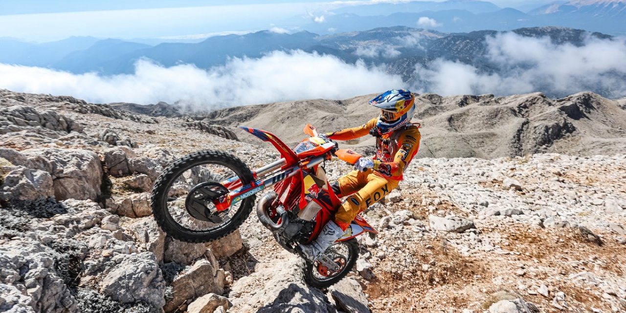 Enduro tutkunları 3 bin 200 rakıma tırmanacak