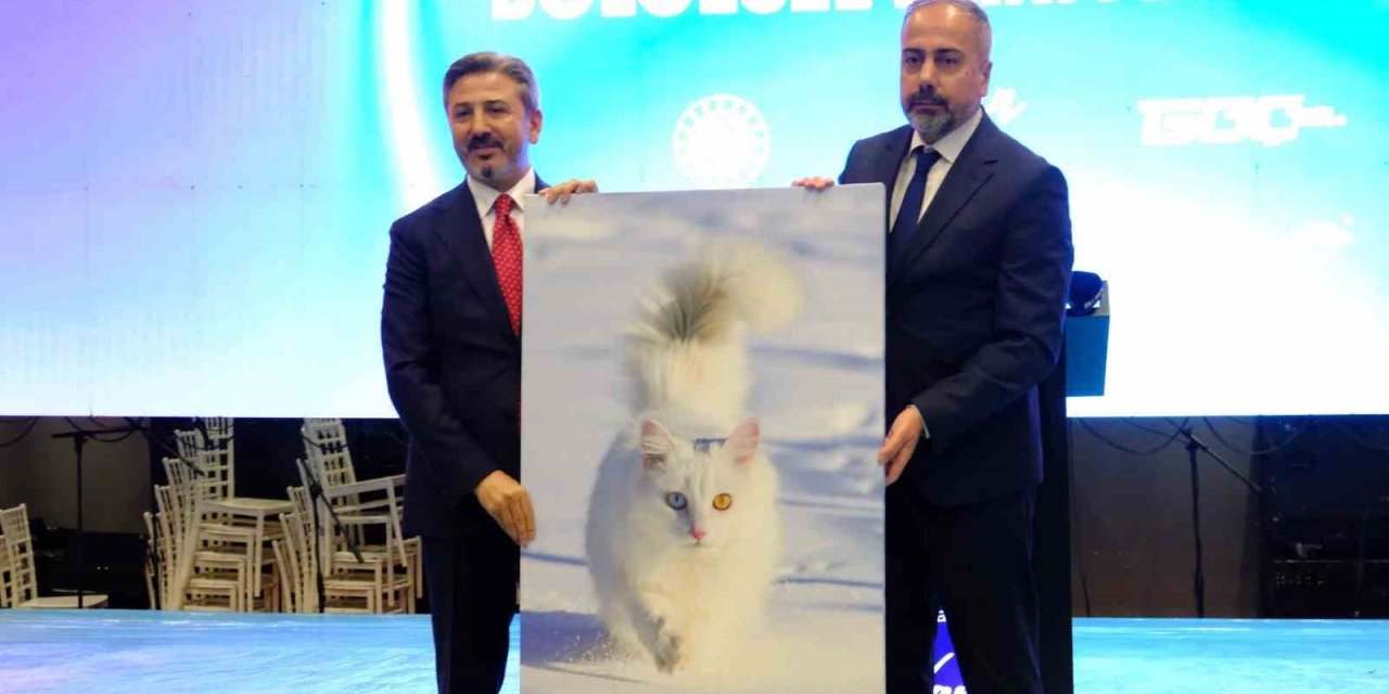 Doğu Anadolu Kariyer Fuarı kapılarını açtı