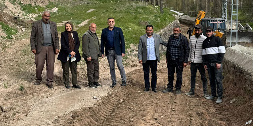 Digor'da yol yapım çalışması başladı
