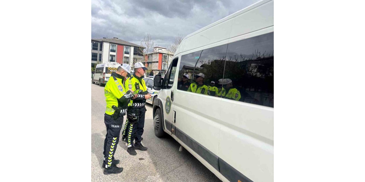 Erzincan’da okul çevrelerinde güvenlik uygulaması gerçekleştirildi