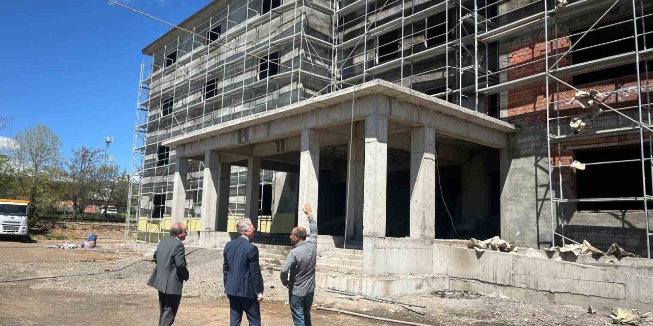Bingöl’de eğitim yatırımları sürüyor