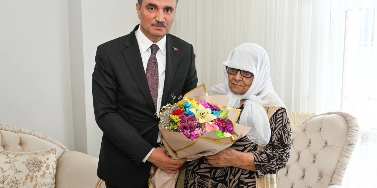 Şehit annesine vefa ziyareti