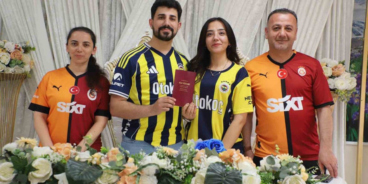 Ezeli rekabet nikah salonunda dostluğa dönüştü