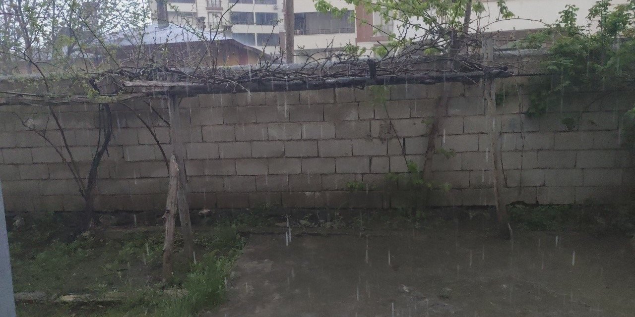 Erciş’te şiddetli yağmur yağışı