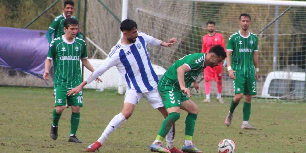 EBBSK, Sivasgücü Belediyespor’a mağlup olarak 3. Lig şansını kaybetti