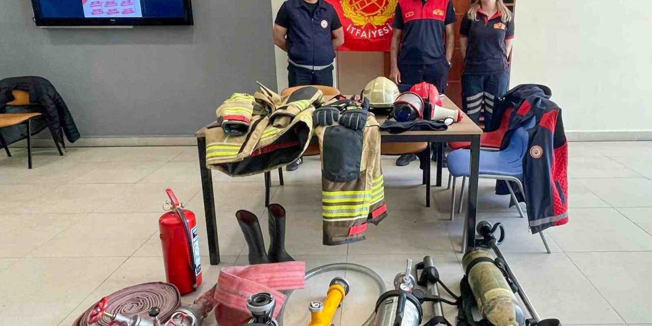 Öğrencilere itfaiyecilik mesleği tanıtıldı